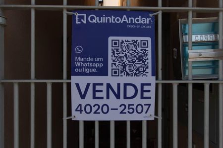 Casa à venda com 170m², 2 quartos e 2 vagas Casa à venda com 170m², 2 quartos e 2 vagasPlaca