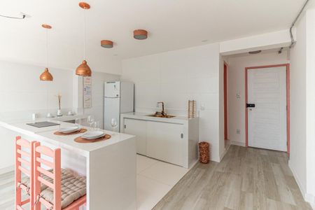 Studio à venda com 36m², 1 quarto e sem vaga Studio à venda com 36m², 1 quarto e sem vagaCozinha