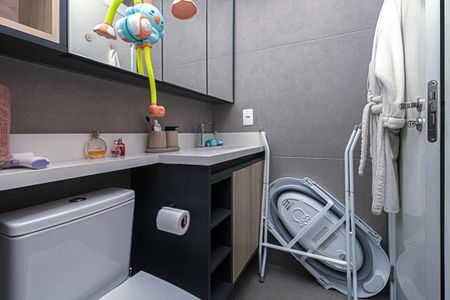 Apartamento à venda com 54m², 2 quartos e 1 vaga Apartamento à venda com 54m², 2 quartos e 1 vagaBanheiro da Suíte