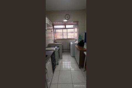 Apartamento à venda com 57m², 2 quartos e sem vaga Apartamento à venda com 57m², 2 quartos e sem vagaCozinha