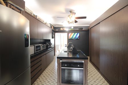 Apartamento para alugar com 280m², 4 quartos e 4 vagasCozinha