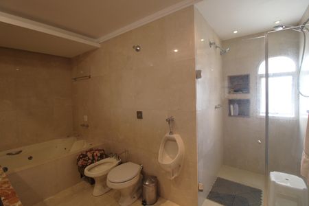 Apartamento para alugar com 280m², 4 quartos e 4 vagasBanheiro