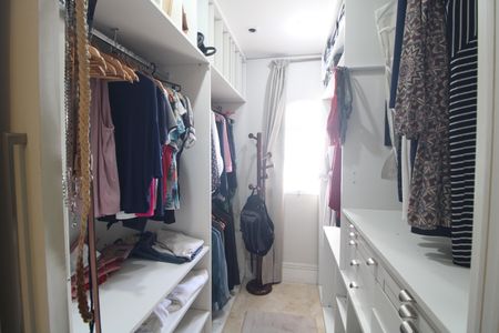 Apartamento para alugar com 280m², 4 quartos e 4 vagasCloset