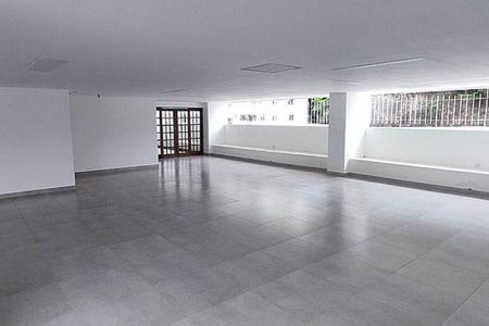Apartamento à venda com 141m², 4 quartos e 1 vaga