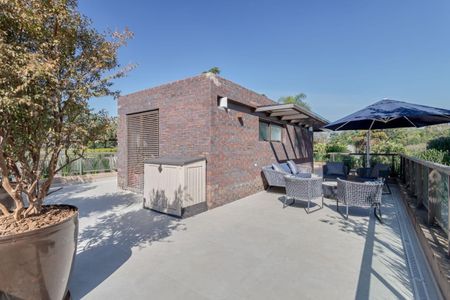 Casa de condomínio à venda com 630m², 4 quartos e 4 vagas