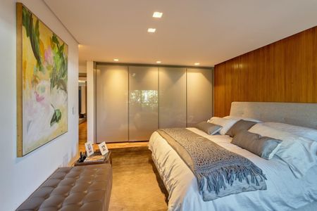 Casa de condomínio à venda com 630m², 4 quartos e 4 vagas