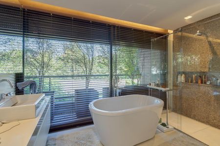 Casa de condomínio à venda com 630m², 4 quartos e 4 vagas