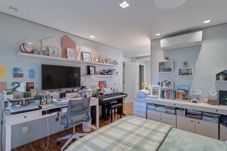 Casa de condomínio à venda com 630m², 4 quartos e 4 vagas