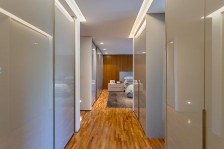 Casa de condomínio à venda com 630m², 4 quartos e 4 vagas