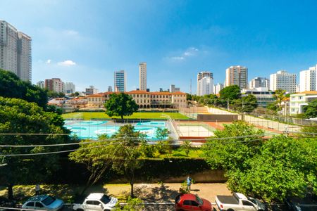 Apartamento à venda com 156m², 3 quartos e 3 vagas Apartamento à venda com 156m², 3 quartos e 3 vagasVista da Sacada