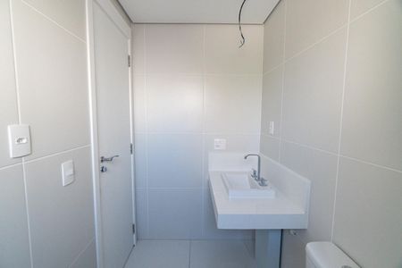 Apartamento à venda com 156m², 3 quartos e 3 vagas Apartamento à venda com 156m², 3 quartos e 3 vagasBanheiro da Suíte 2
