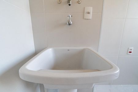 Apartamento à venda com 156m², 3 quartos e 3 vagas Apartamento à venda com 156m², 3 quartos e 3 vagasÁrea de Serviço
