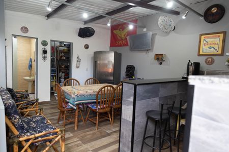 Casa à venda com 367m², 3 quartos e 5 vagas Casa à venda com 367m², 3 quartos e 5 vagasÁrea gourmet