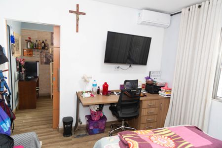 Casa à venda com 367m², 3 quartos e 5 vagas Casa à venda com 367m², 3 quartos e 5 vagasQuarto 1