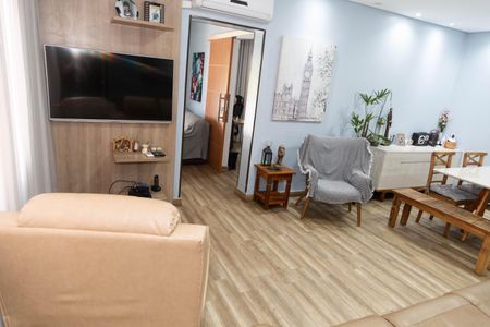 Casa à venda com 367m², 3 quartos e 5 vagas Casa à venda com 367m², 3 quartos e 5 vagasSala