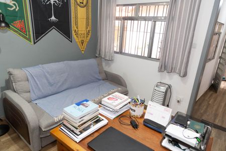 Casa à venda com 367m², 3 quartos e 5 vagas Casa à venda com 367m², 3 quartos e 5 vagasEscritório