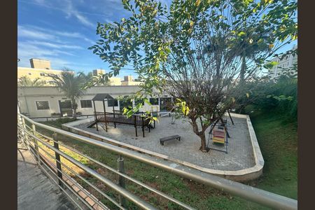 Apartamento à venda com 100m², 2 quartos e 1 vagaÁrea comum - Playground