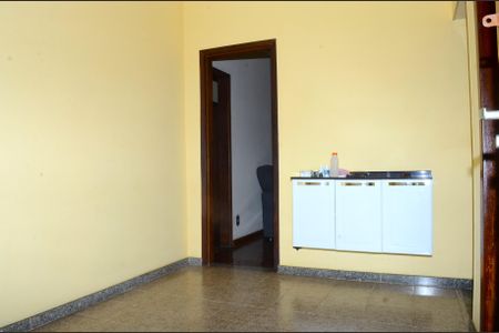 Casa à venda com 580m², 2 quartos e 4 vagasCopa