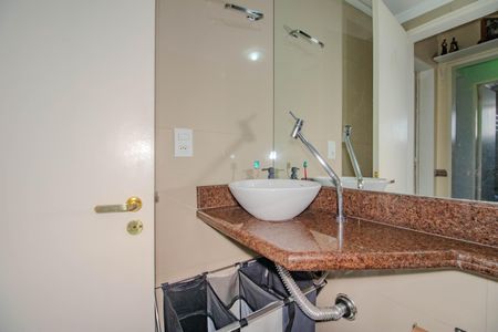 Apartamento à venda com 76m², 3 quartos e 1 vagaBanheiro Social