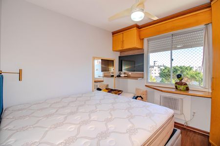 Apartamento à venda com 76m², 3 quartos e 1 vagaSuíte 