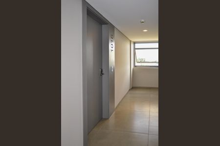 Apartamento à venda com 53m², 1 quarto e 1 vaga Apartamento à venda com 53m², 1 quarto e 1 vagaPorta do apartamento