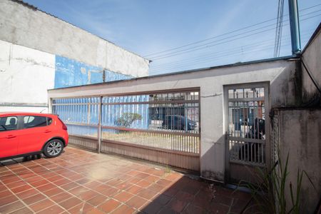 Casa à venda com 300m², 4 quartos e 6 vagas Casa à venda com 300m², 4 quartos e 6 vagasGaragem