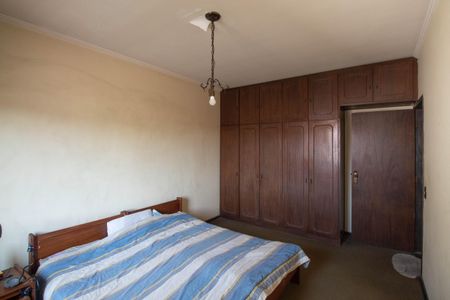 Casa à venda com 300m², 4 quartos e 6 vagas Casa à venda com 300m², 4 quartos e 6 vagasQuarto 3