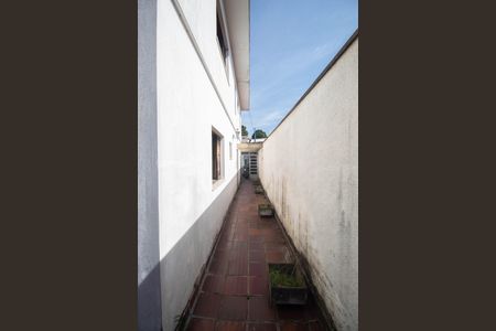 Casa à venda com 300m², 4 quartos e 6 vagas Casa à venda com 300m², 4 quartos e 6 vagasQuintal