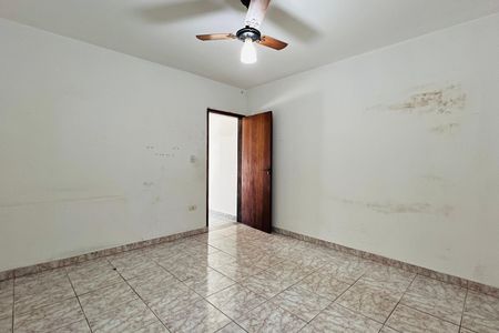 Casa à venda com 161m², 4 quartos e 2 vagasQuarto 1