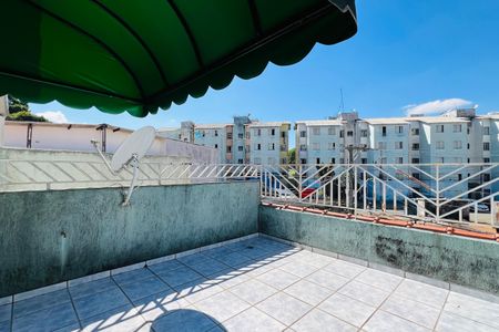 Casa à venda com 161m², 4 quartos e 2 vagasVaranda do Quarto 2