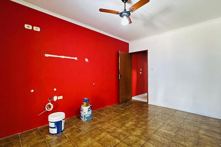 Casa à venda com 161m², 4 quartos e 2 vagasSala