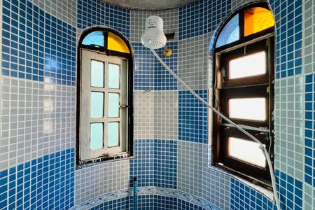 Casa à venda com 161m², 4 quartos e 2 vagasBanheiro 2