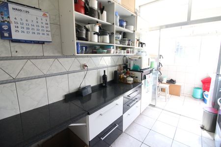 Apartamento à venda com 63m², 2 quartos e 1 vagaCozinha
