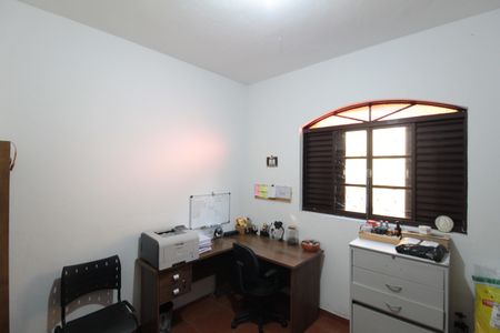 Casa para alugar com 250m², 5 quartos e 4 vagasQuarto 4