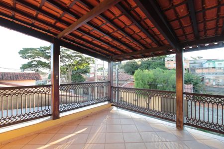 Casa para alugar com 250m², 5 quartos e 4 vagasÁrea Externa