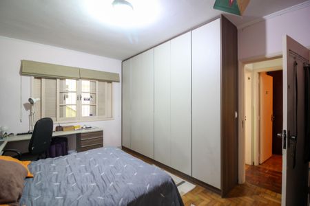 Casa à venda com 346m², 4 quartos e 3 vagas Casa à venda com 346m², 4 quartos e 3 vagasSuíte 2