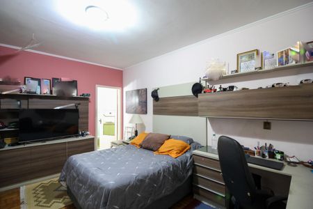 Casa à venda com 346m², 4 quartos e 3 vagas Casa à venda com 346m², 4 quartos e 3 vagasSuíte 2