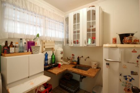 Casa à venda com 346m², 4 quartos e 3 vagas Casa à venda com 346m², 4 quartos e 3 vagasCopa