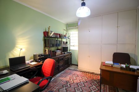 Casa à venda com 346m², 4 quartos e 3 vagas Casa à venda com 346m², 4 quartos e 3 vagasQuarto 1