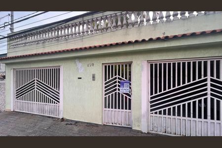 Casa à venda com 346m², 4 quartos e 3 vagas Casa à venda com 346m², 4 quartos e 3 vagasFachada