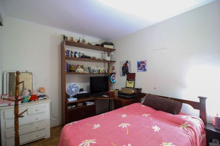 Casa à venda com 346m², 4 quartos e 3 vagas Casa à venda com 346m², 4 quartos e 3 vagasQuarto 3