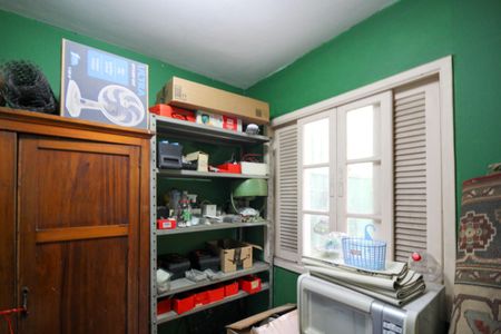 Casa à venda com 346m², 4 quartos e 3 vagas Casa à venda com 346m², 4 quartos e 3 vagasQuarto de Serviço