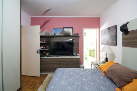 Casa à venda com 346m², 4 quartos e 3 vagas Casa à venda com 346m², 4 quartos e 3 vagasSuíte 2