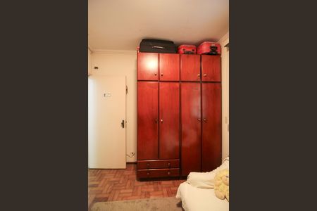 Casa à venda com 346m², 4 quartos e 3 vagas Casa à venda com 346m², 4 quartos e 3 vagasQuarto 2