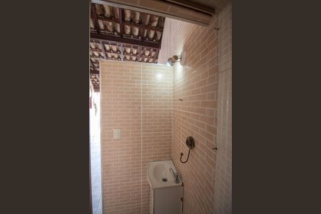 Casa à venda com 192m², 2 quartos e 1 vaga Casa à venda com 192m², 2 quartos e 1 vagaLavabo
