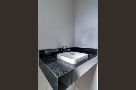 Casa de condomínio à venda com 209m², 3 quartos e 2 vagas Casa de condomínio à venda com 209m², 3 quartos e 2 vagasBanheiro do Quarto 2