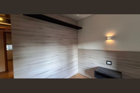 Apartamento à venda com 178m², 4 quartos e 4 vagas Apartamento à venda com 178m², 4 quartos e 4 vagasSuíte 2