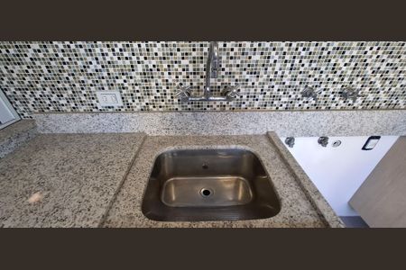 Apartamento à venda com 178m², 4 quartos e 4 vagas Apartamento à venda com 178m², 4 quartos e 4 vagasÁrea de Serviço