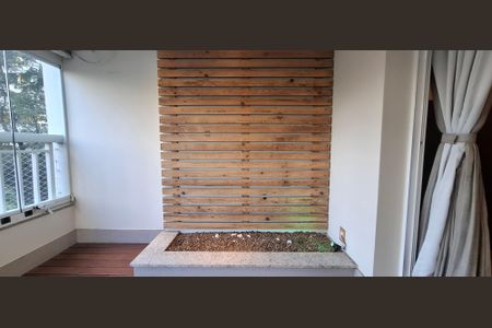 Apartamento à venda com 178m², 4 quartos e 4 vagas Apartamento à venda com 178m², 4 quartos e 4 vagasVaranda da Sala