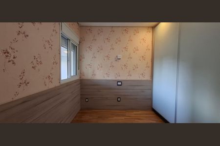 Apartamento à venda com 178m², 4 quartos e 4 vagas Apartamento à venda com 178m², 4 quartos e 4 vagasSuíte